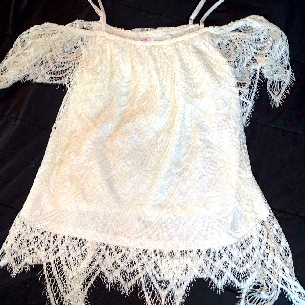 No boundaries large white blouse